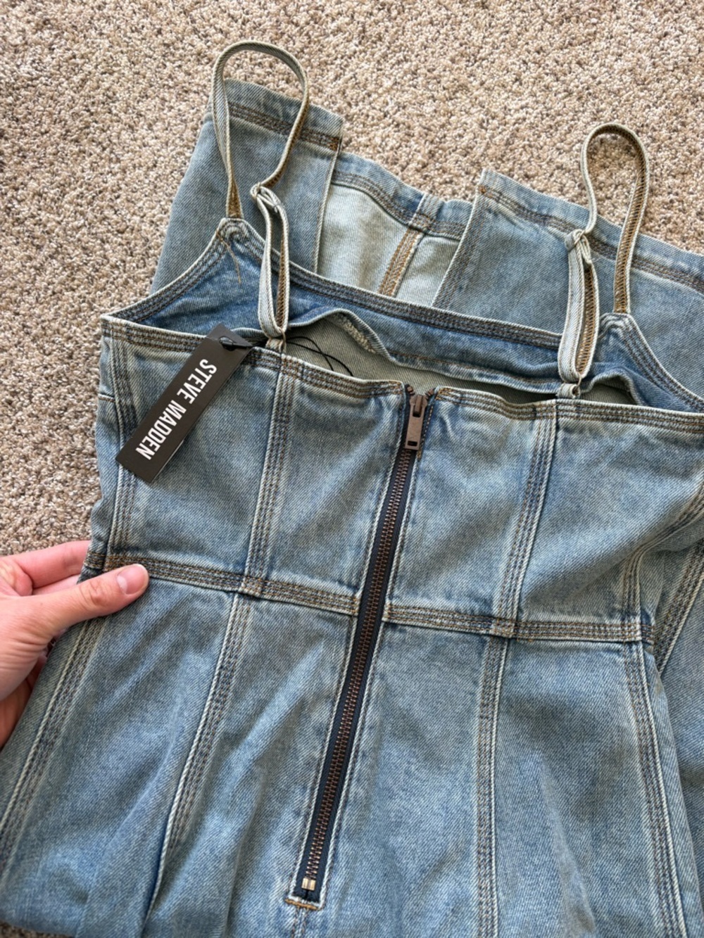 GISELLE denim dress / Steve Madden (2) - Picture 10 of 10
